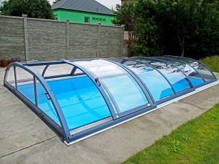versenkbare-pool-uberdachung-elegant